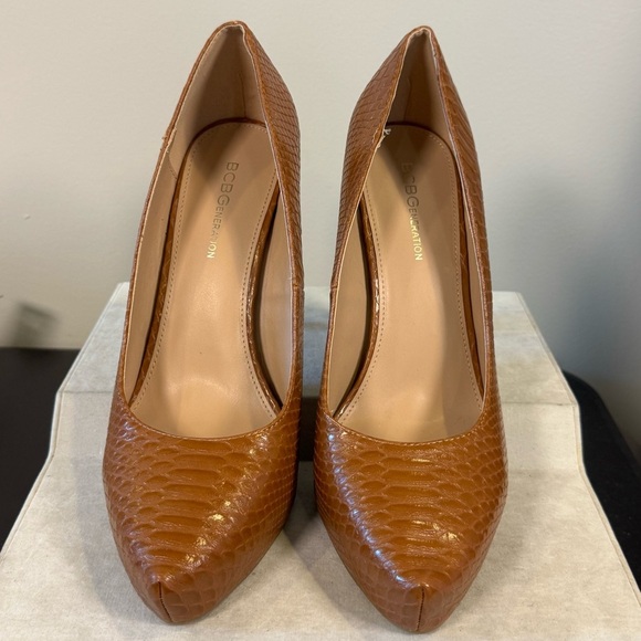 BCBGeneration Women's Penni Platform Pump Stiletto, brown, size 11, NWOT - Picture 7 of 10
